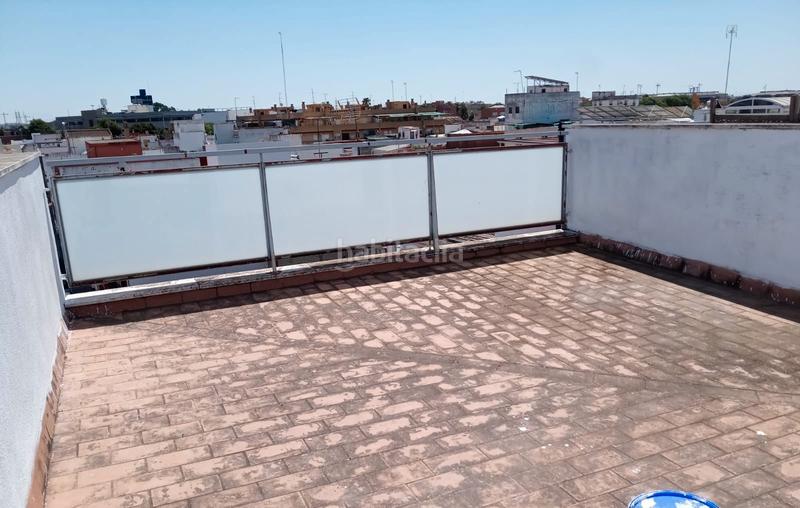 Foto 3a09f618-3b36-43e7-9ee5-07358d857819. Lloguer dúplex a calle rafael urias alvarez 1 a Camas