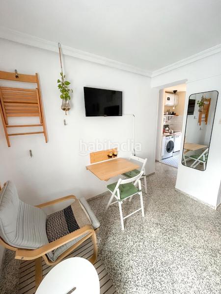 Foto 30cc6864-0ab6-4725-9166-79b1c70ffa34. Miete etagenwohnung mit heizung in Cruz Roja Sevilla