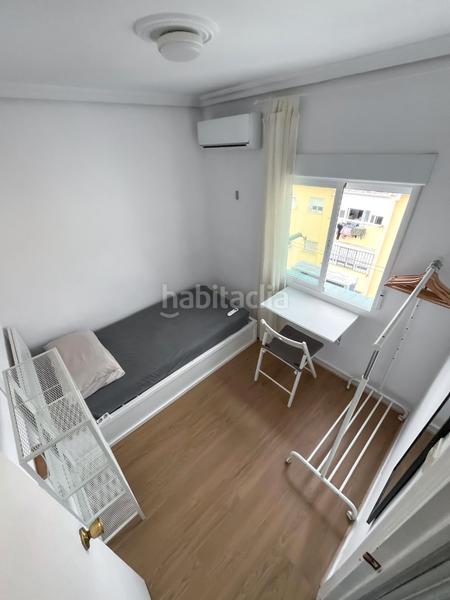 Foto 5977e7b3-e022-46be-8a09-5bf51a15776d. Miete etagenwohnung mit heizung in Cruz Roja Sevilla