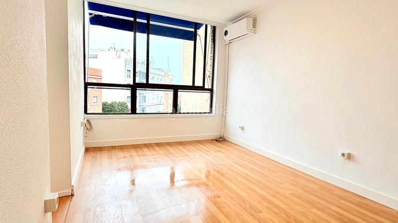 Foto 393ff590-0bf9-4981-b3b8-636492b788f2. Location appartement dans avenida de la cruz del campo 33 dans Sevilla