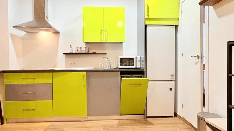 Foto 257758fa-53b6-4e81-a308-b5c9871556b1. Alquiler apartamento en plaza san lorenzo 6 en San Vicente Sevilla