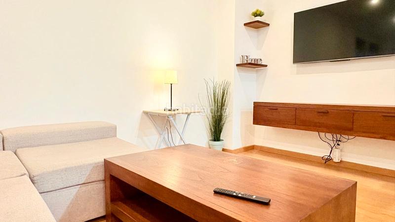 Foto c956423c-3cf0-48e3-bf9b-c8250b158c5a. Alquiler apartamento en plaza san lorenzo 6 en San Vicente Sevilla