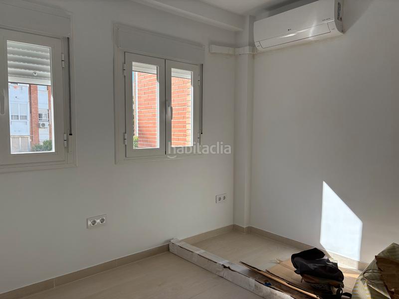 Foto 41b15d0b-3c03-4276-ae8a-5a95e1a7ce48. Alquiler piso en calle antonio buero vallejo 3 piso reformado de dos habitaciones en Sevilla