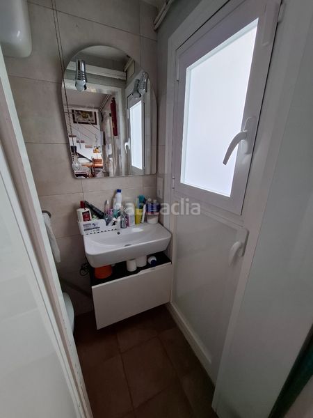 Foto b59ebf52-acac-4357-a56d-30199af06b25. Casa aparellada amb xemeneia calefacció a Calella