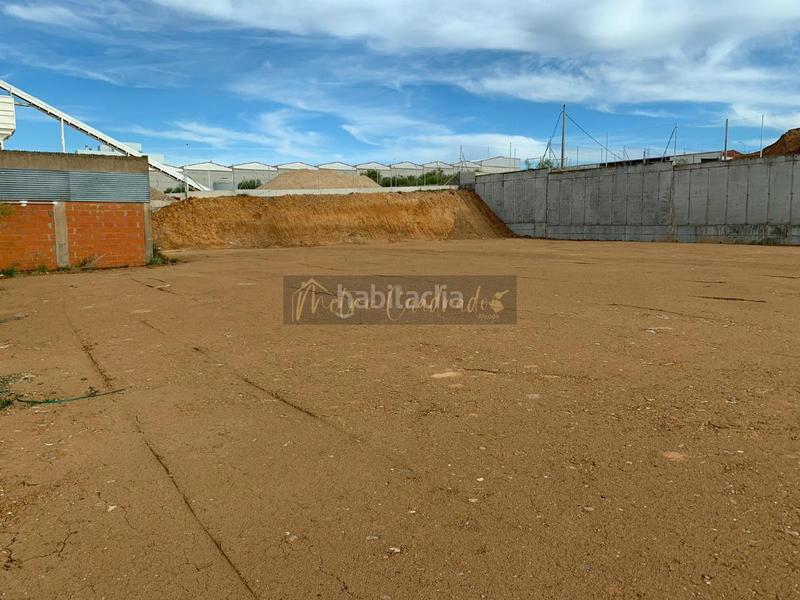 Foto 0658fafd-23d2-404a-8a53-3a0e1bec3e74. Location bâtiment à usage industriel dans Oeste Mérida