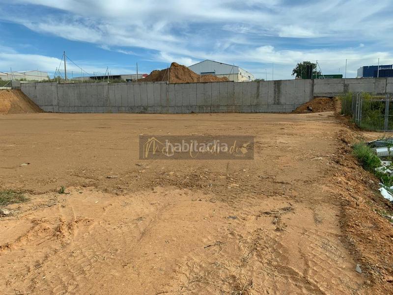 Foto 13418e1a-b5ca-44ed-9a74-3e0b5e04e767. Location bâtiment à usage industriel dans Oeste Mérida