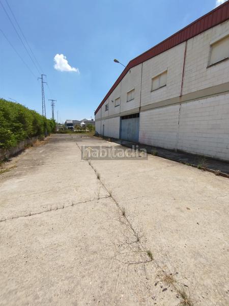 Foto b39e5877-82ef-4c90-91e6-bcca436497cb. Location bâtiment à usage industriel dans Oeste Mérida