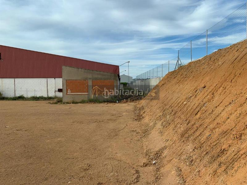 Foto b75421ad-2953-4605-9598-a5086cff5041. Location bâtiment à usage industriel dans Oeste Mérida