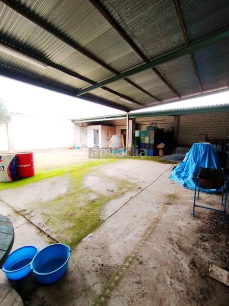 Foto 99ed21ce-ece5-43a2-8352-b11d4bab95e3. Nau industrial a Este Mérida