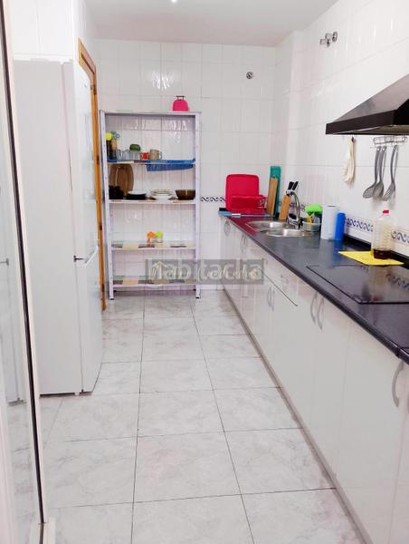 Foto 5ff6cf6d-109e-4a3b-8ceb-4d27749b3bac. Rent flat with parking in Oeste Mérida