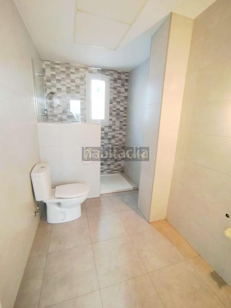 Foto 4a7c8d29-95de-4b89-965f-c00dc9b27b53. Casa amb aparcament a Aljucén