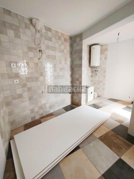 Foto 5f97d151-d06f-49b7-b351-30b64fc15f91. Casa amb aparcament a Aljucén