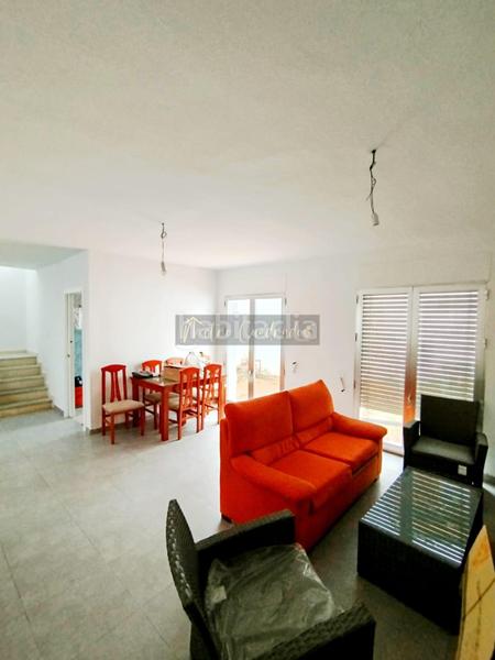 Foto 8029d194-67cb-4eb2-9aea-1ce323a930ce. Casa amb aparcament a Aljucén