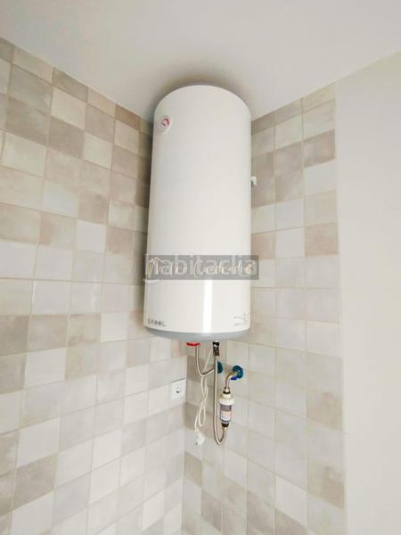 Foto 8a7cf34c-1aca-4108-9672-8231cf28b569. Casa amb aparcament a Aljucén