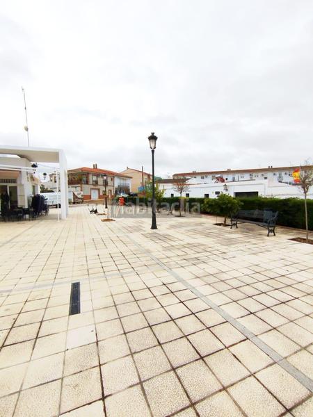 Foto a224e6c4-1a2a-4069-993d-953f34f85264. Casa amb aparcament a Aljucén