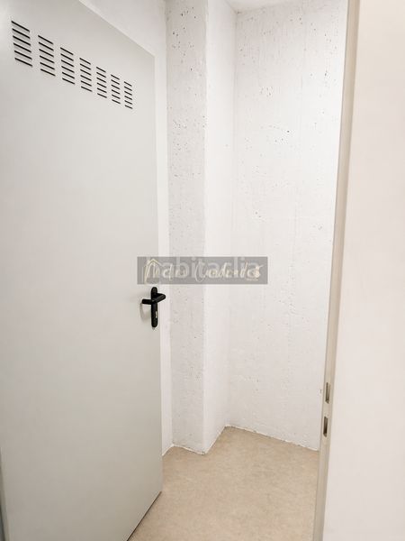 Foto 337c8a53-d9ff-4488-9389-0fe028c39cad. Aparcament cotxe a Centro Mérida