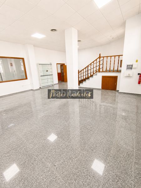 Foto ecc46f06-ad9b-460f-97cc-b33e77a7cf6a. Lloguer local comercial a Centro Mérida