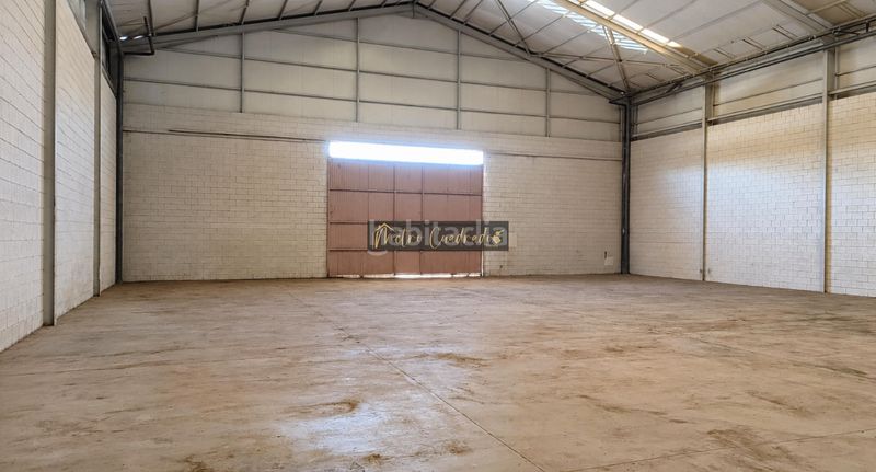 Foto eddd4bcf-910a-45d2-8ed9-e845952f29ca. Location bâtiment à usage industriel dans Oeste Mérida