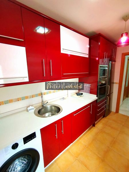 Foto 10d380ae-9b18-4696-ba99-0c8f0235a5b3. Rent flat with heating parking in Oeste Mérida