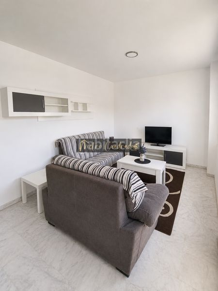 Foto 568bb028-4ee9-45d3-9ebb-7ea221a27d19. Rent flat with heating parking in Oeste Mérida