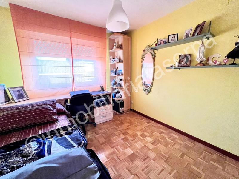 Foto 2fb5c466-c55b-407f-ba41-721f5ae872a3. Casa adossada amb calefacció aparcament a Trobajo del camino