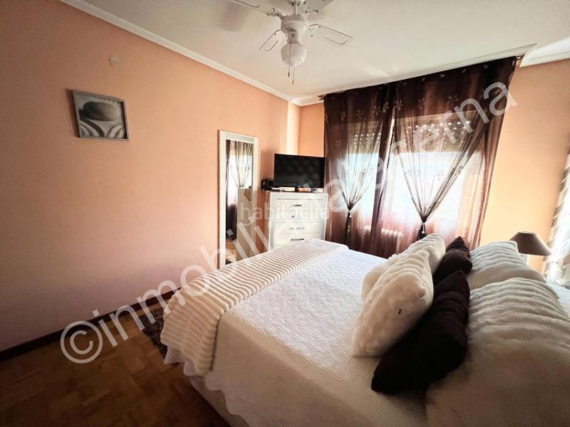 Foto 6462b957-01e6-4087-9458-16f71bbc1bd7. Casa adossada amb calefacció aparcament a Trobajo del camino