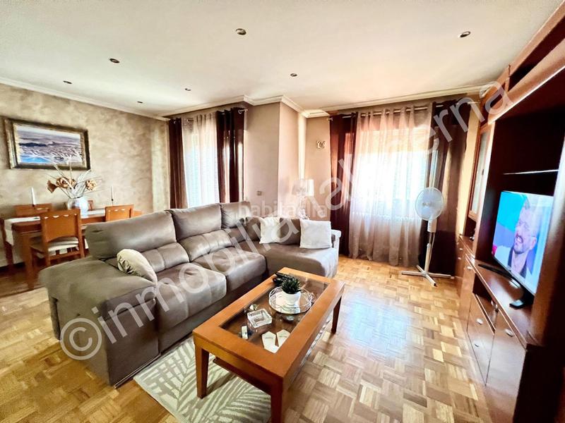 Foto c0f4a15e-1a20-46ac-81e0-5e12f3f6655f. Casa adossada amb calefacció aparcament a Trobajo del camino
