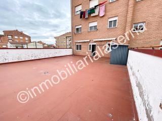 Appartement  Avenida del párroco pablo díez. Patio banda