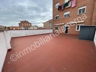 Pis  Avenida del párroco pablo díez. Patio trobajo
