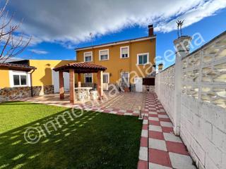 Maison à Trobajo del camino. Imprenta