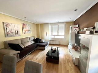 Appartement à San Andrés del Rabanedo Pueblo. Apartamento zona san andrés