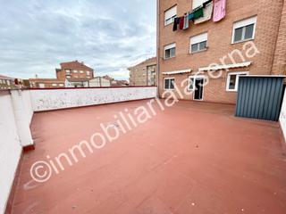 Pis  Avenida del párroco pablo díez. Patio banda