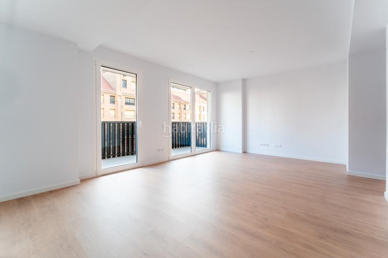 Foto 351be840-3f72-4a9f-9c08-f41dc1838fed. Alquiler piso en carrer de batllori 14 en Sant Josep Hospitalet de Llobregat (L´)