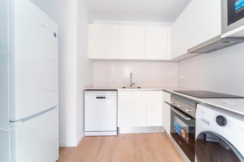 Foto 37b51730-65f9-47f2-969e-d47491f25c75. Alquiler piso en carrer de batllori 14 en Sant Josep Hospitalet de Llobregat (L´)