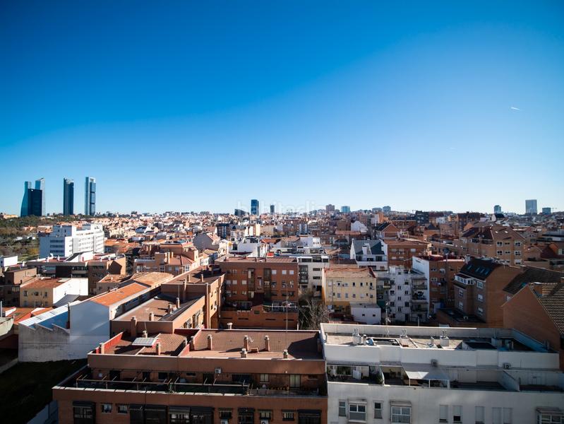 Foto 5fdf4e83-8056-43de-b6c6-03e6f5bba691. Rent flat in paseo de la dirección 163 in Valdeacederas Madrid