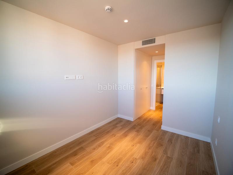 Foto 7556213f-2f9f-47c2-9593-abdd542a722c. Rent flat in paseo de la dirección 163 in Valdeacederas Madrid