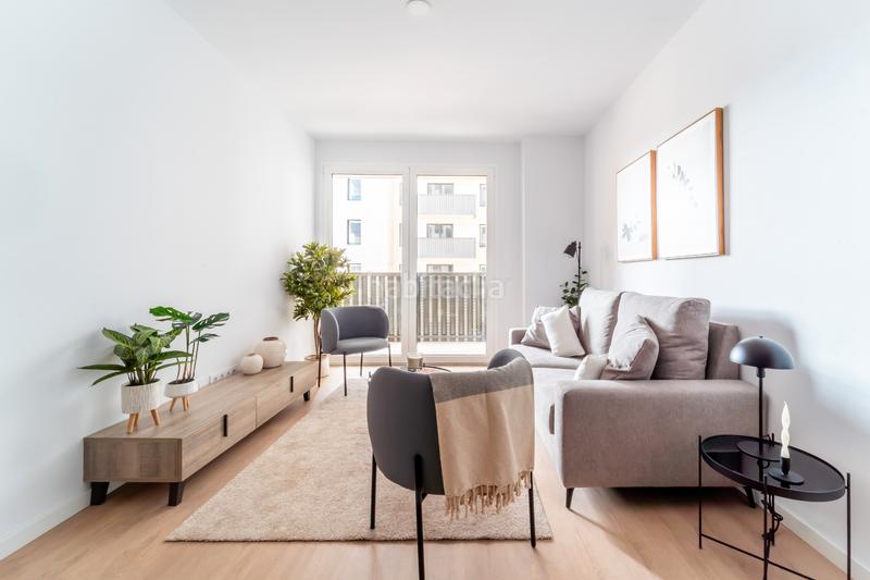 Foto e54cfaaa-f516-45b0-bb2e-f2a1655c2bf2. Rent flat in carrer de barcelona 22 in Centre Hospitalet de Llobregat (L´)