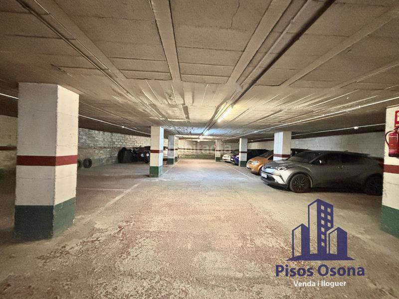 Foto c913204b-2f38-42ae-86c4-8f033eacaa0e. Parking coche pàrquina zona sucre en Centre Vic