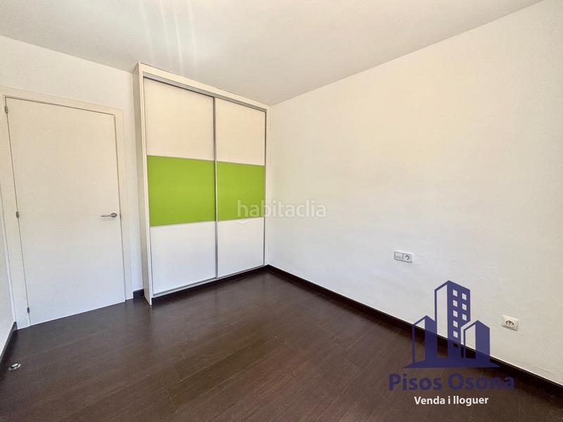 Foto 0a82d60e-014a-4f7b-8c5d-30d9519b12be. Piso pis zona caputxins. gran terrassa en Caputxins-Ambulatori Vic