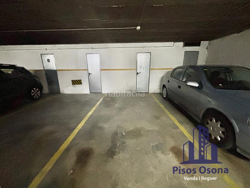 Foto ce9c227d-7b35-4b15-857b-c1137d40e840. Piso pis zona caputxins. gran terrassa en Caputxins-Ambulatori Vic