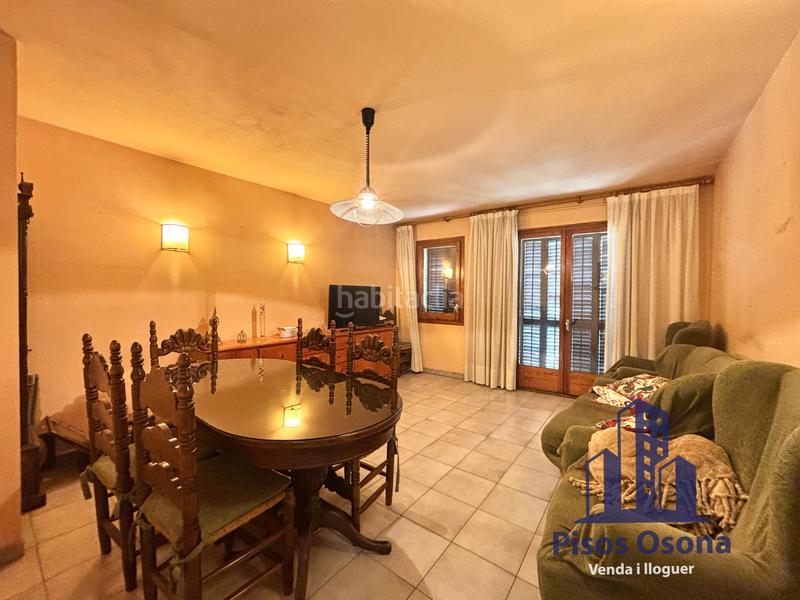 Foto 91051068-c515-4bf1-ac29-634b44054b2e. Etagenwohnung mit heizung in Centre Vic