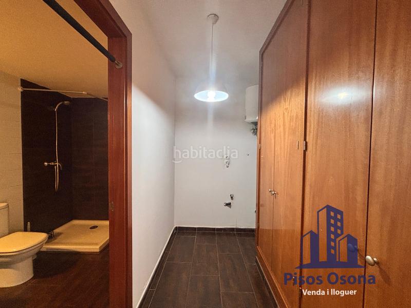 Foto ac6a7878-8bd4-4784-8037-993e1c23db49. Etagenwohnung mit heizung parking in Remei-La Guixa Vic