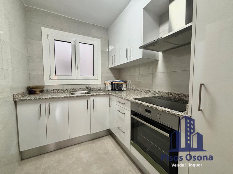 Foto 4192f7f2-7ceb-4330-a64c-e7e975af3ad9. Piso pis zona estadi en Estadi-Santa Anna Vic