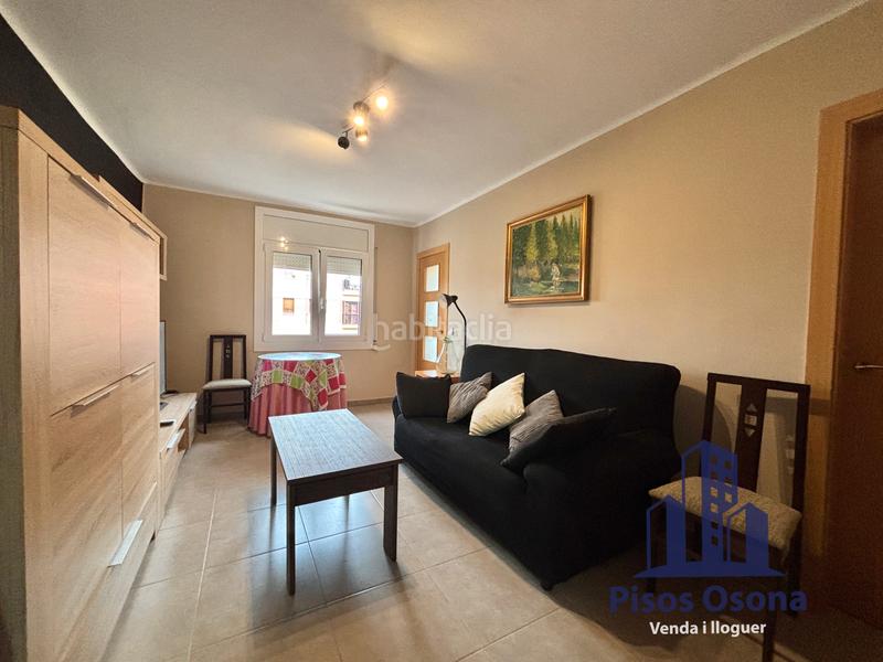 Foto e8dd2b8d-a95b-4ca6-b75e-efdd38bc9806. Piso pis zona estadi en Estadi-Santa Anna Vic