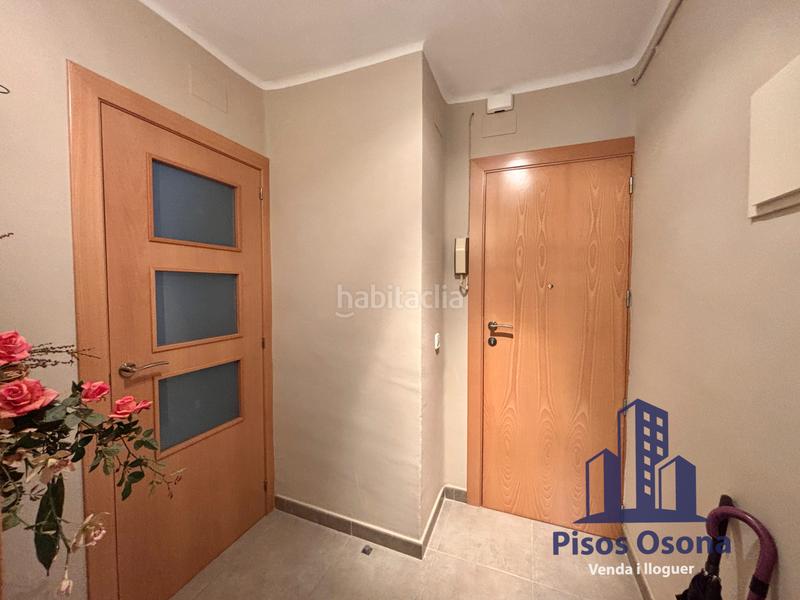 Foto f7e0529e-5e0d-4a62-8e1d-74cb990592c8. Piso pis zona estadi en Estadi-Santa Anna Vic