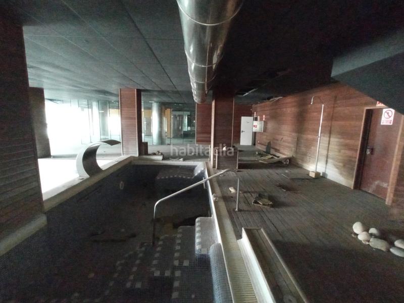 Foto c4bee416-74b5-4fa5-98f3-a100ec7d6dba. Local comercial a carrer francesc de vinatea 4 a Catarroja