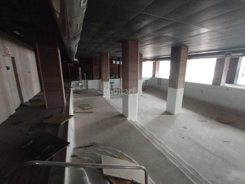 Foto fa5f6c10-29ef-4419-9017-78e0fcf77d19. Local comercial a carrer francesc de vinatea 4 a Catarroja