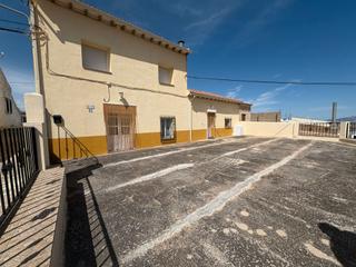 Casa a Calle las delicias 27. Oportunidad de vivienda