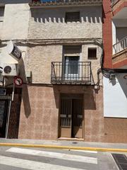 Casa a Avenida nuestra señora de los dolores 18. Oportunidad de vivienda