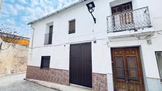 Mas  Campaner. Venta de casa en alberic con 3 habitaciones